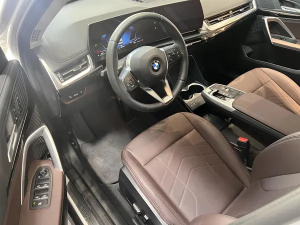 عکس بی ام و X1