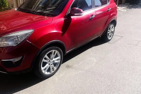 عکس چانگان CS 35