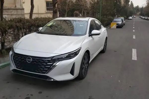 عکس نیسان سیلفی e-POWER