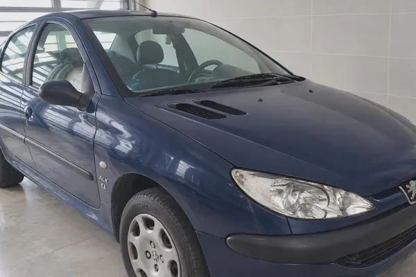 پژو 206 SD