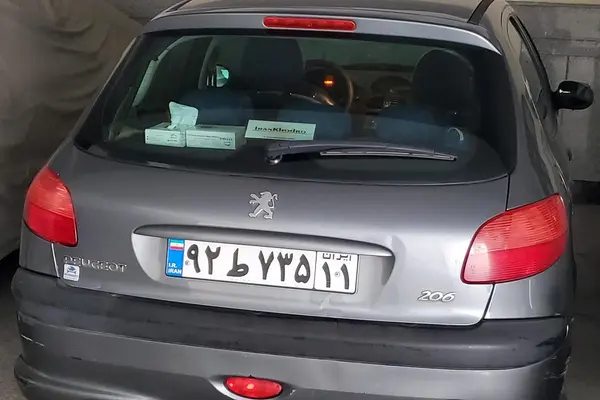 پژو 206