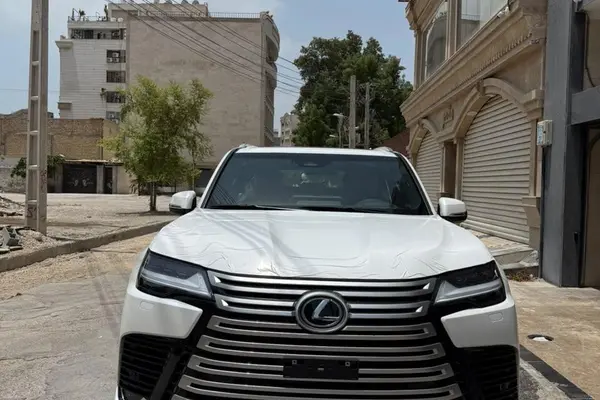 لکسوس LX