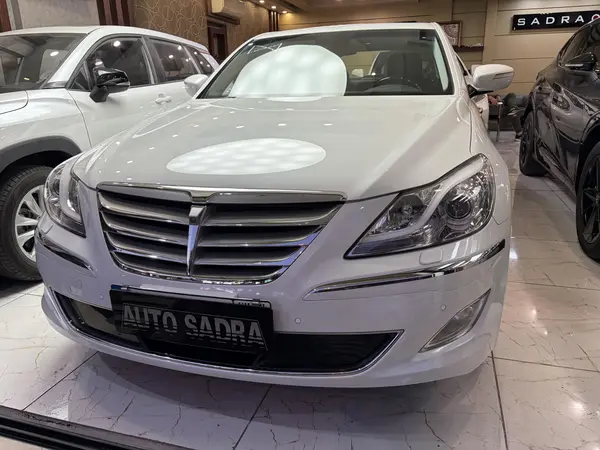 عکس هیوندای جنسیس
