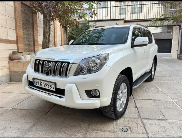 عکس تویوتا پرادو  چهار در