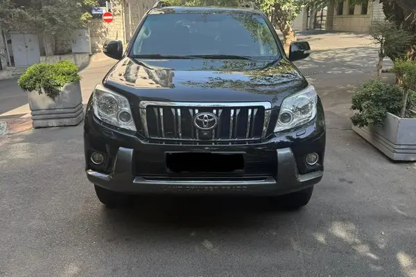 تویوتا پرادو دو در