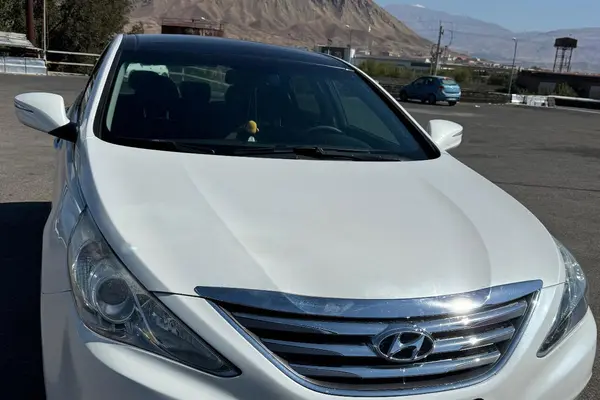 هیوندای سوناتا