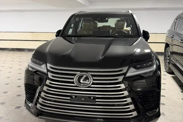 لکسوس LX
