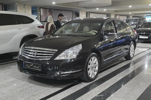 عکس نیسان تیانا (مونتاژ)