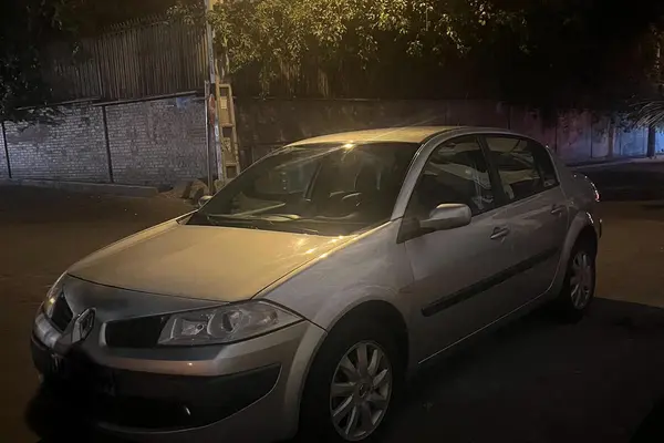 رنو مگان (مونتاژ)