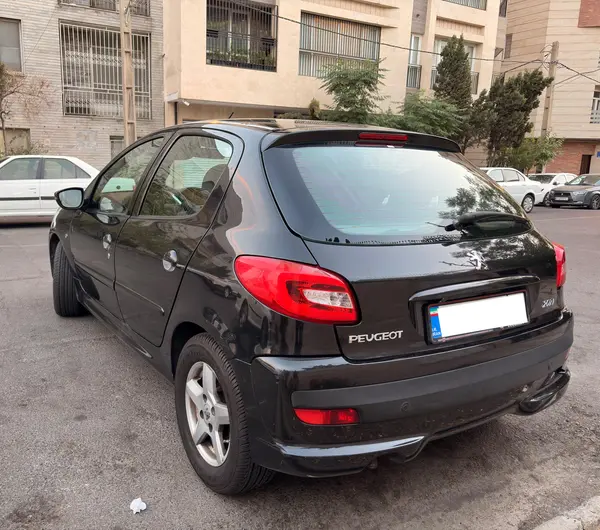 پژو 207