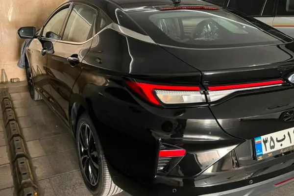 کی ام سی eJ7