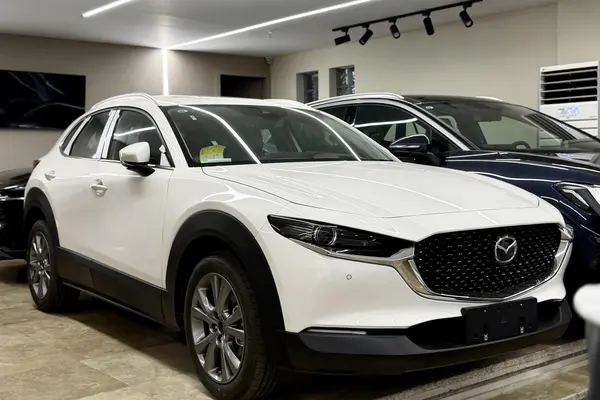 عکس مزدا CX-30