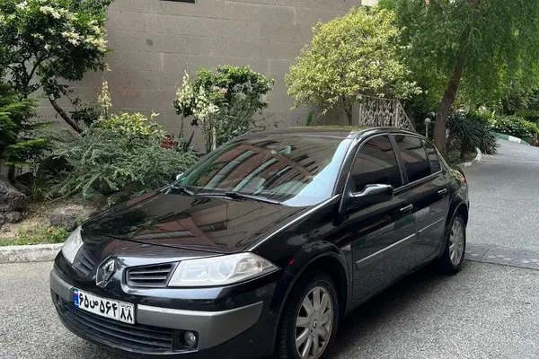 رنو مگان (مونتاژ)