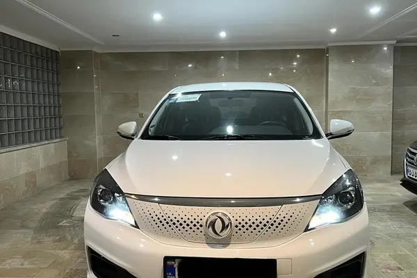 عکس دانگ فنگ E70