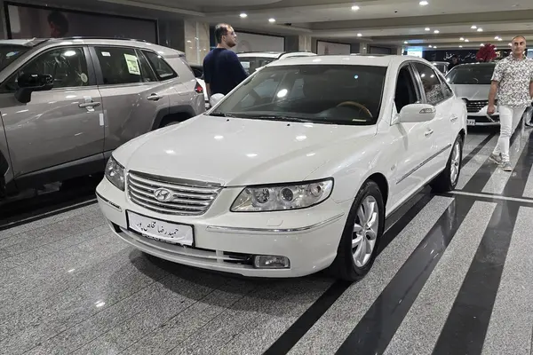 هیوندای آزرا (گرنجور)