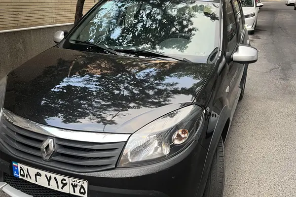 عکس رنو ساندرو استپ وی