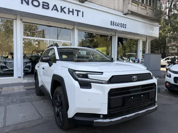 عکس تویوتا راوفور هیبرید
