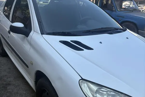 پژو 206 SD