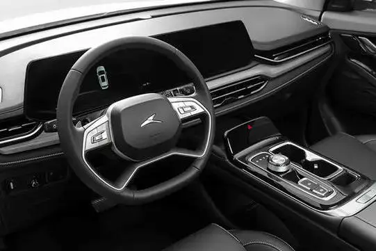 عکس کی ام سی Sr6