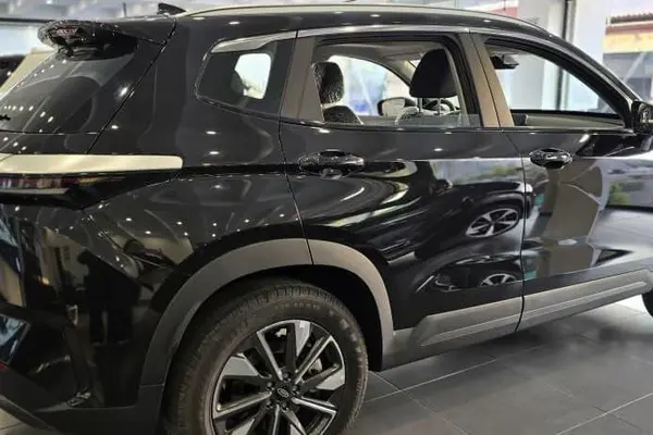 ام وی ام X77