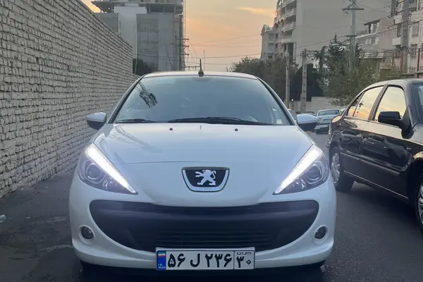 پژو 207