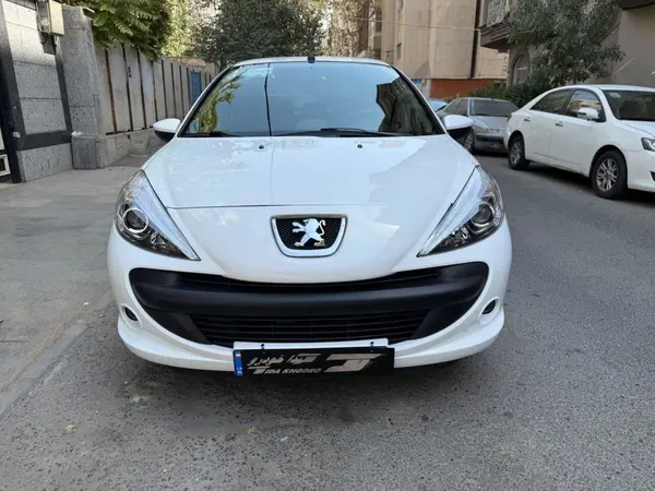پژو 207