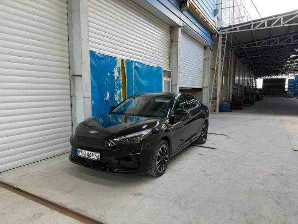 کی ام سی eJ7