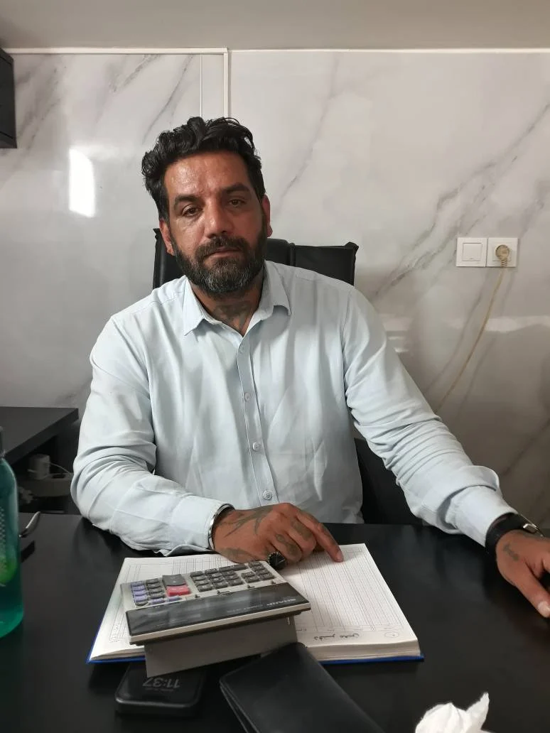 مدیر نمایشگاه اتو ارسلان
