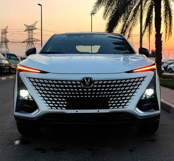 چانگان UNI-T