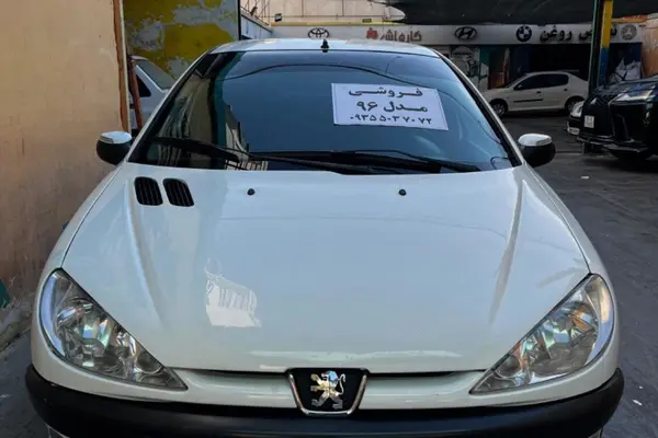 پژو 206