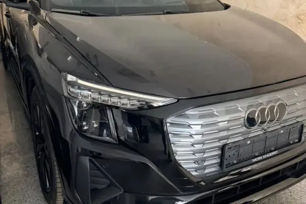 عکس آئودی Q5 e-tron