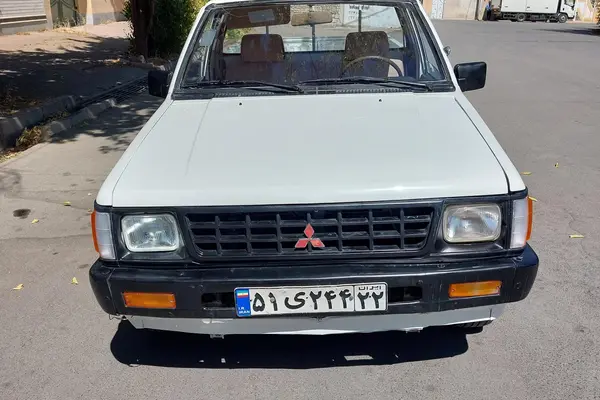 میتسوبیشی وانت