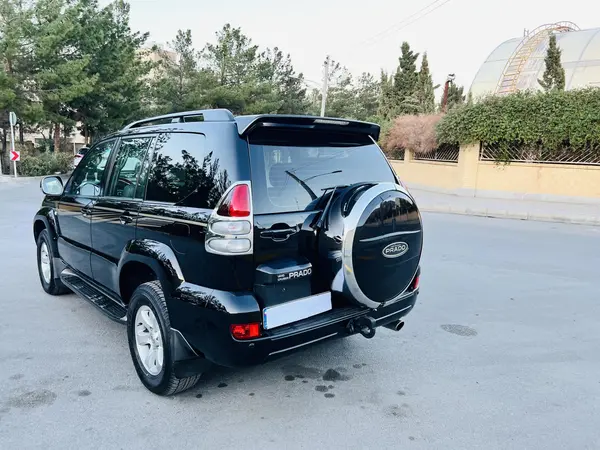 تویوتا پرادو  چهار در