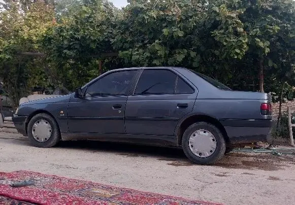 پژو 405