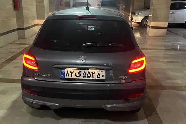 پژو 207