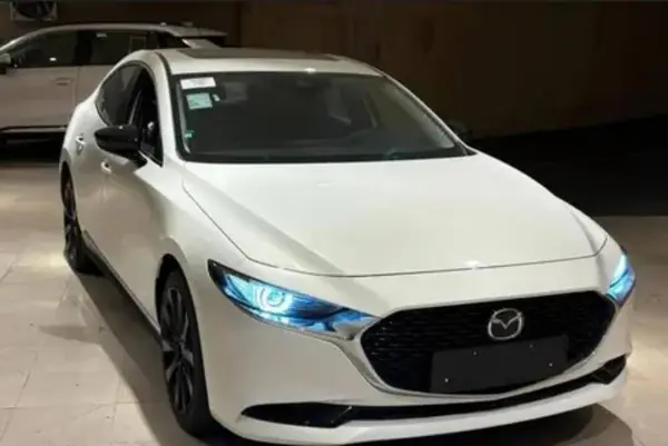 عکس مزدا 3 وارداتی