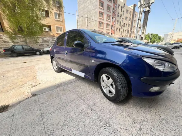 پژو 206