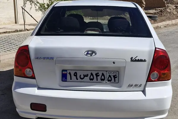 هیوندای ورنا