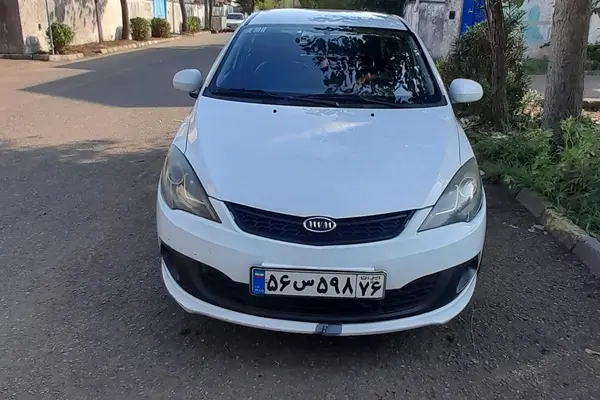 ام وی ام 315هاچ بک