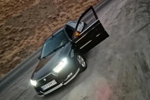 عکس دنا معمولی