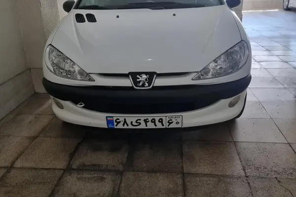 پژو 206