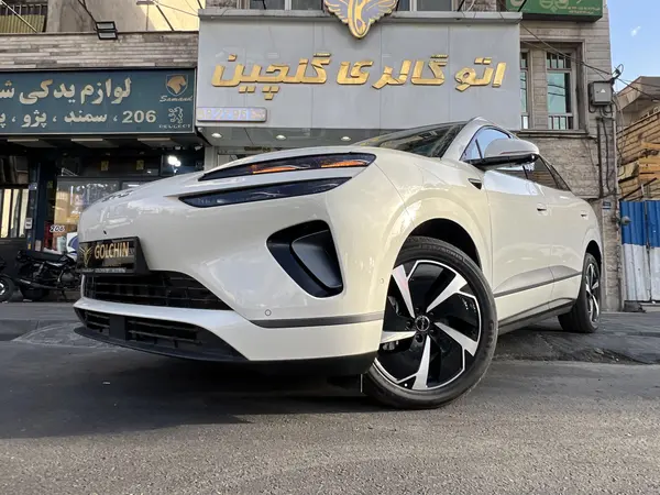 عکس بی وای دی سی لاین 06 DMi