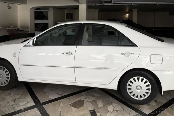 عکس تویوتا کمری