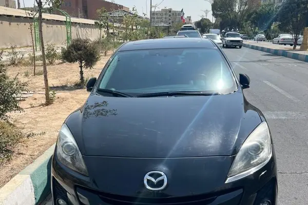 عکس مزدا 3 نیو صندوق دار
