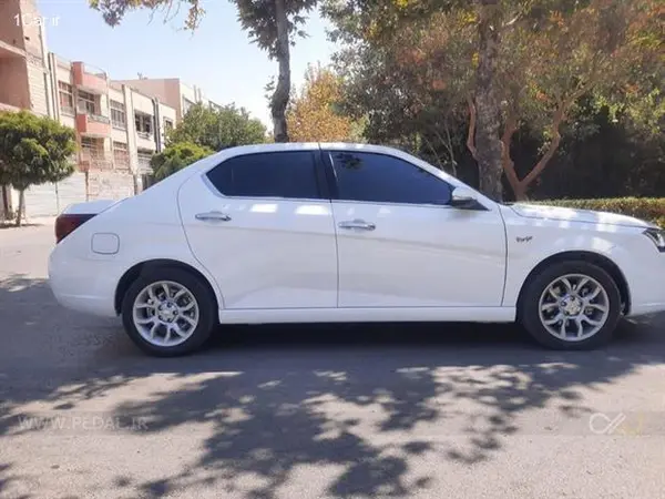 عکس دنا پلاس EF7