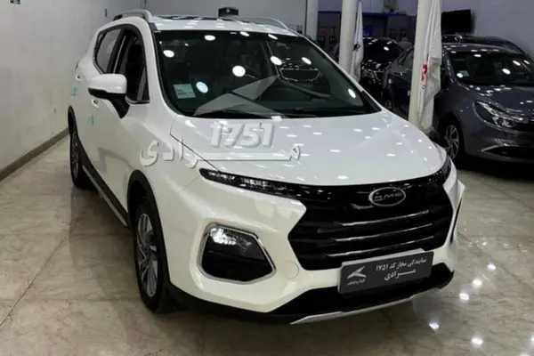 عکس کی ام سی SR3