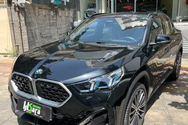 عکس بی ام و X2