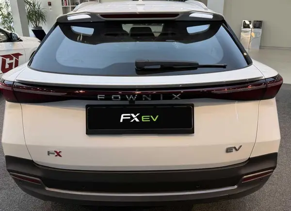 فونیکس FX EV