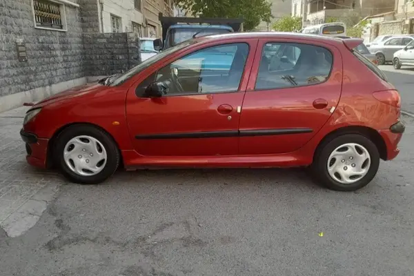پژو 206