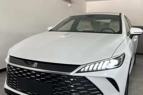 عکس بی وای دی چین پلاس DMi